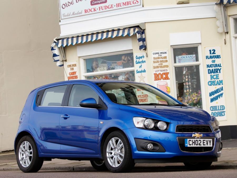  Chevrolet Aveo 2011 года  (UK) (фото 5 из 16)